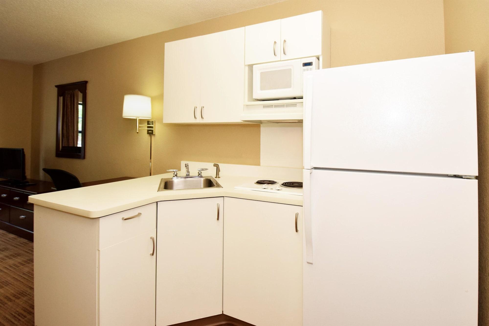Extended Stay America Suites - Edison - Raritan Center Экстерьер фото