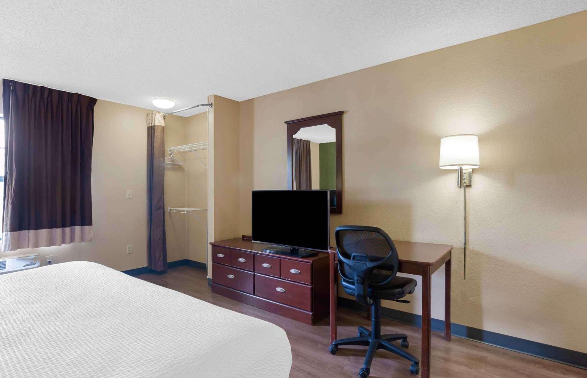 Extended Stay America Suites - Edison - Raritan Center Экстерьер фото