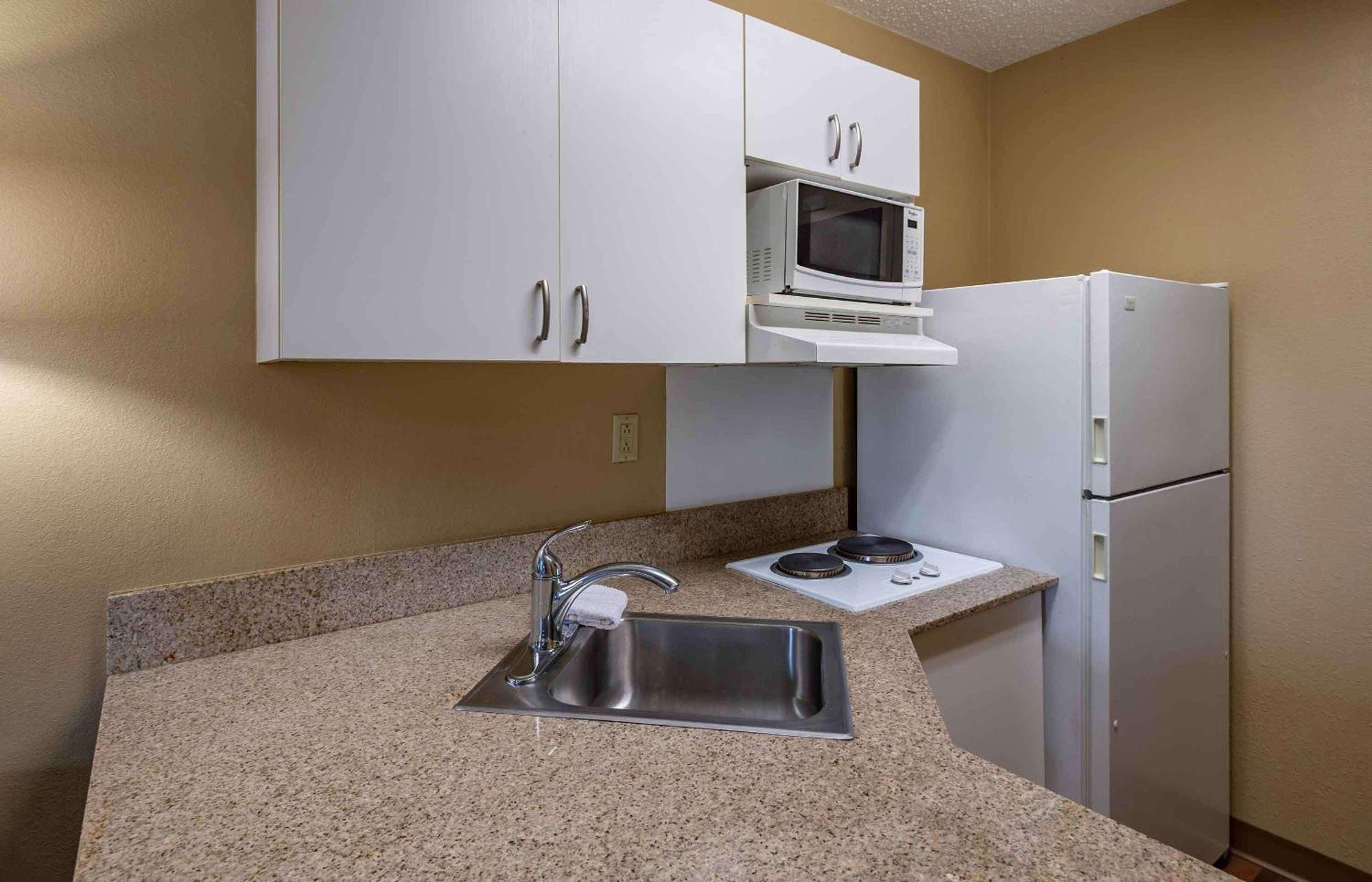 Extended Stay America Suites - Edison - Raritan Center Экстерьер фото